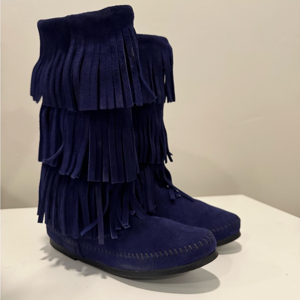 Minnetonka Blue Suede Layer Fringe Boots Size Kids 6